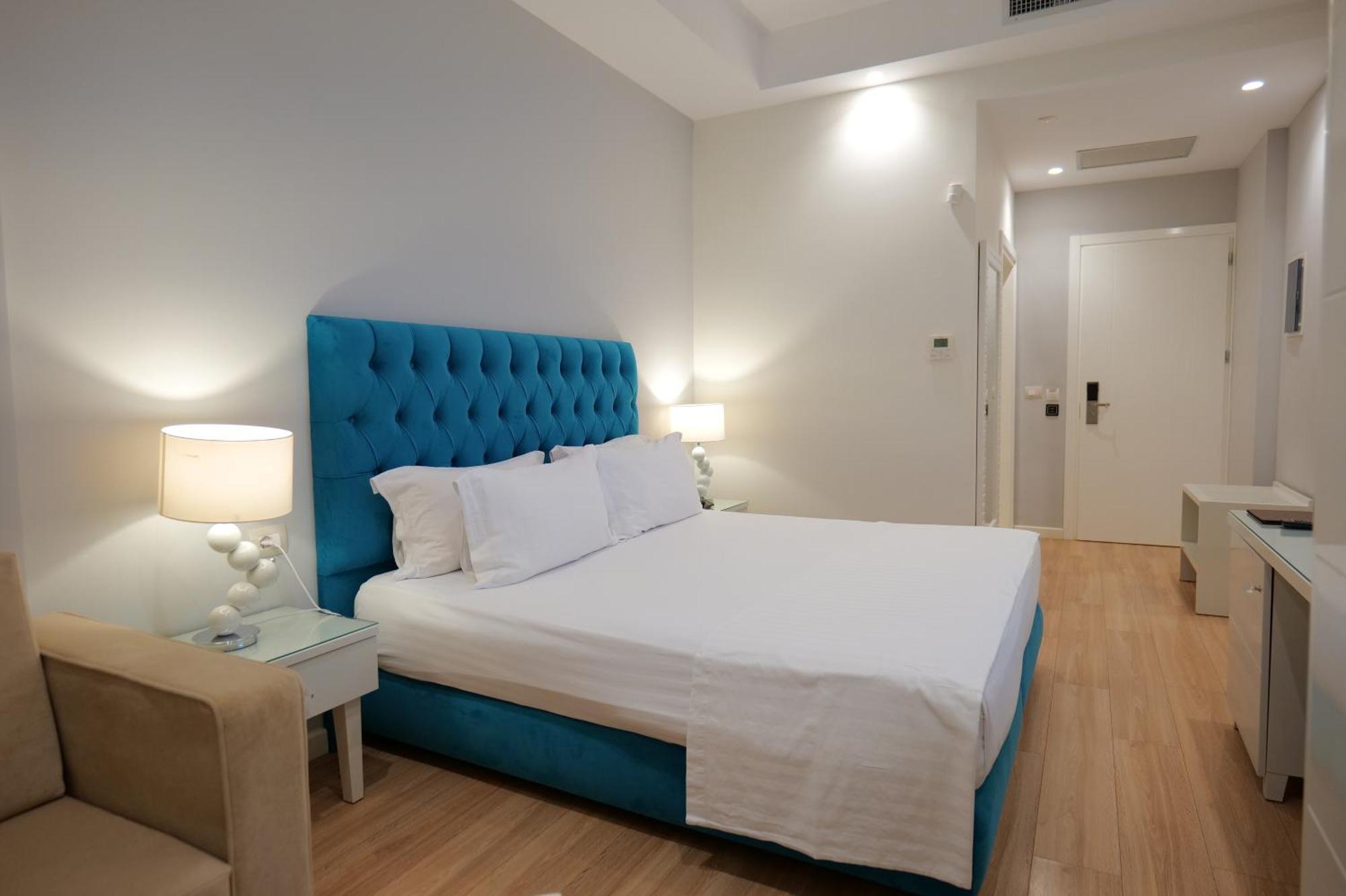 Luxury 4*