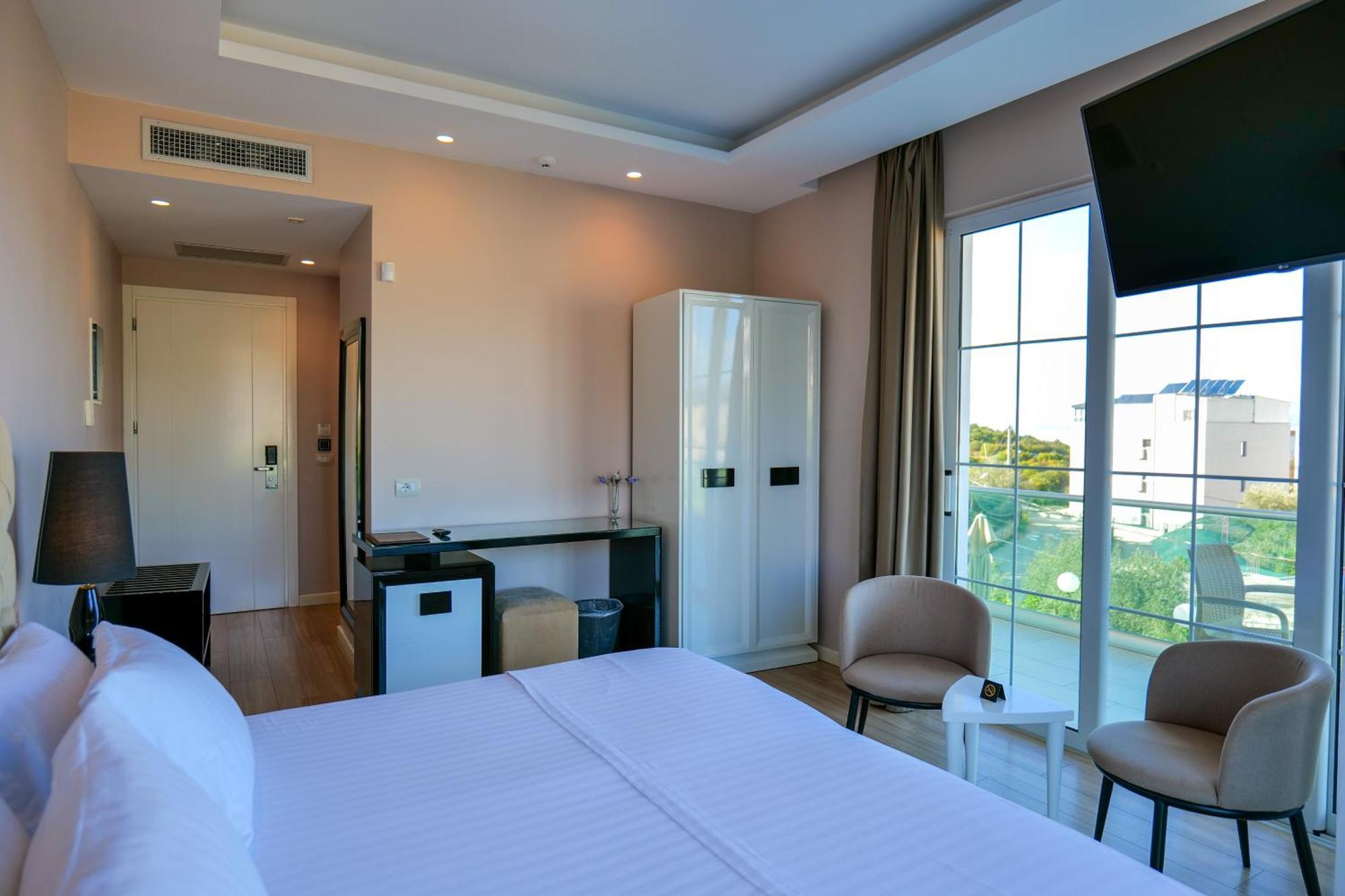 Luxury 4*