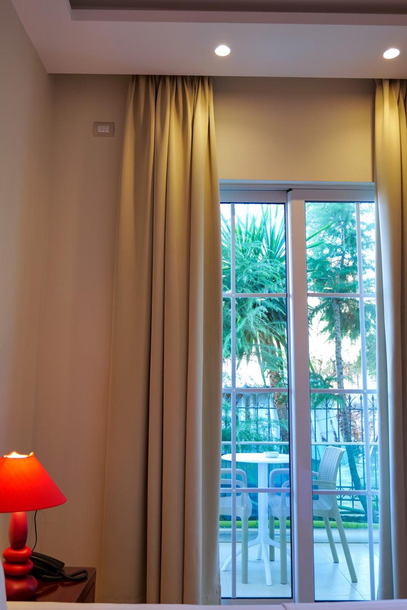 Hotel Luxury 4*