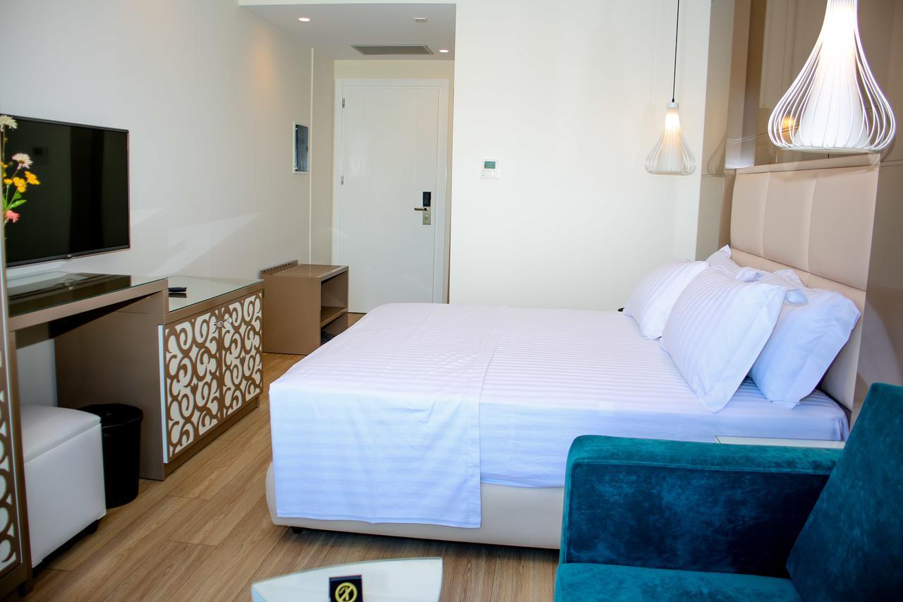 Luxury Hotel