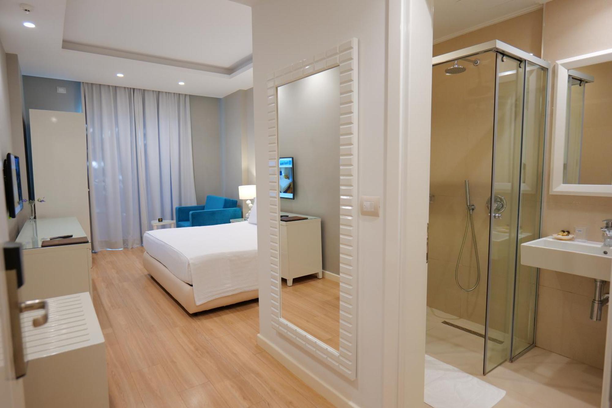 Luxury 4*
