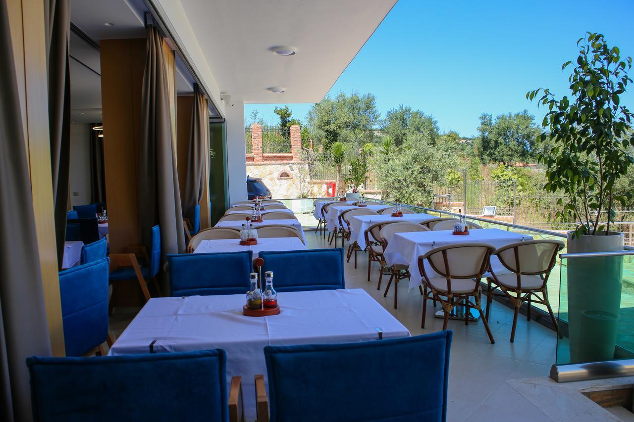 Готель Luxury 4*